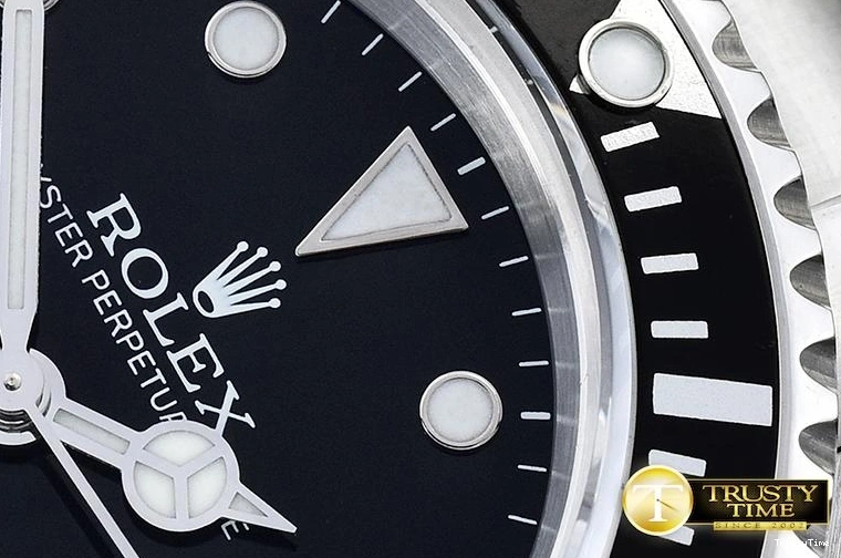 0304 ROLSD061 – SeaDweller UrbanChic 1020